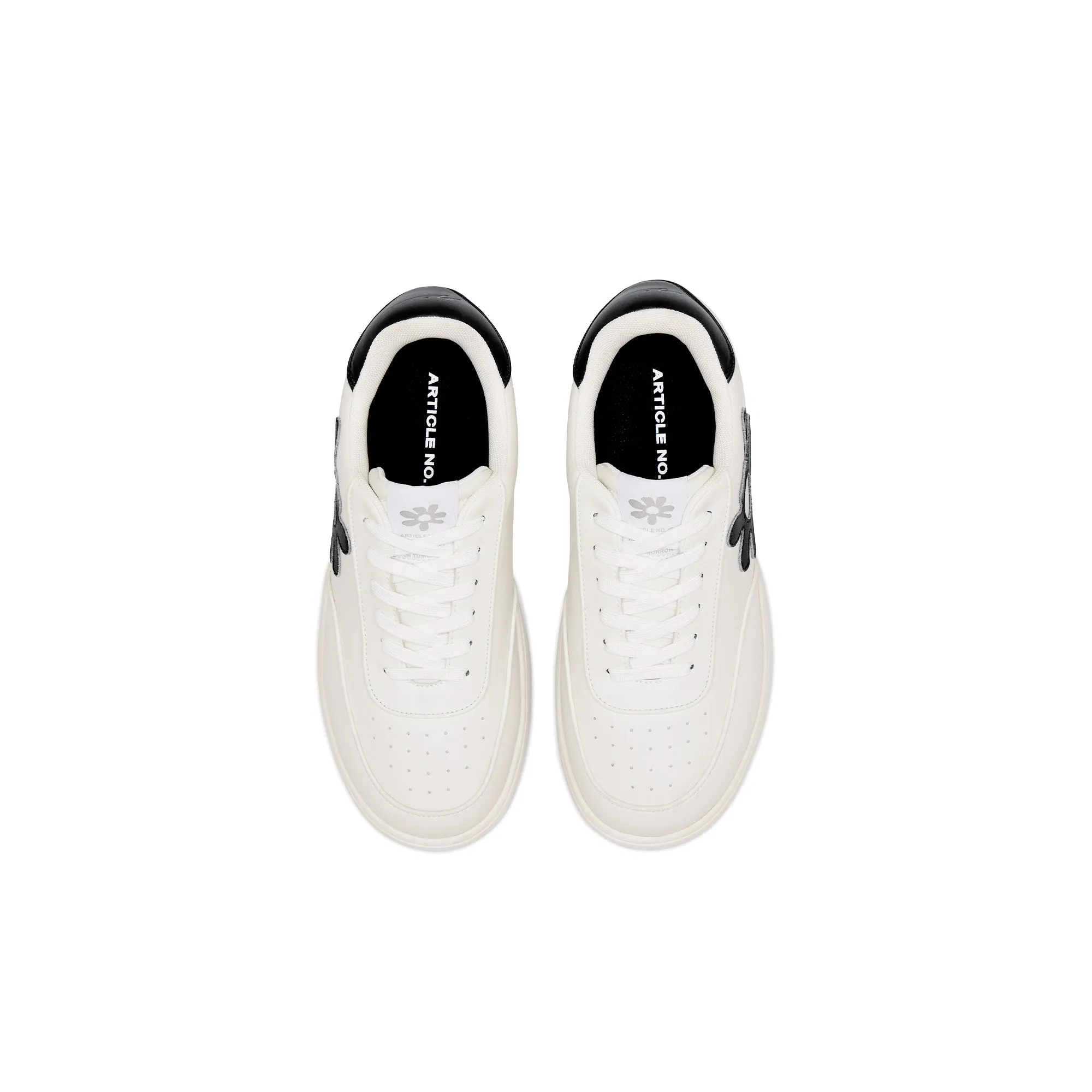 ARTICLE NO.   Low-Top Vegan Leather Trainers - White With Black