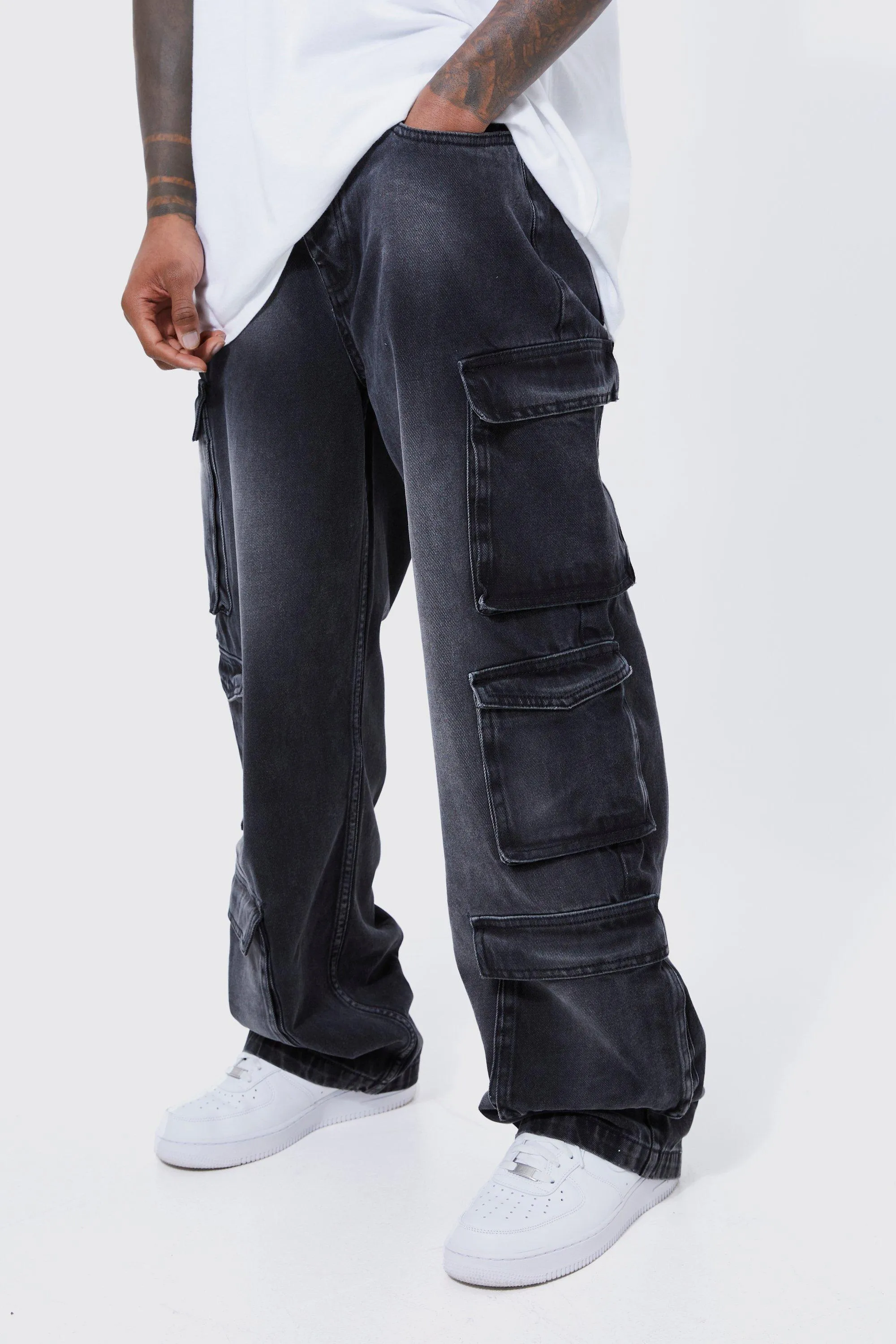 Baggy Rigid Multi Pocket Cargo Bleached Jeans