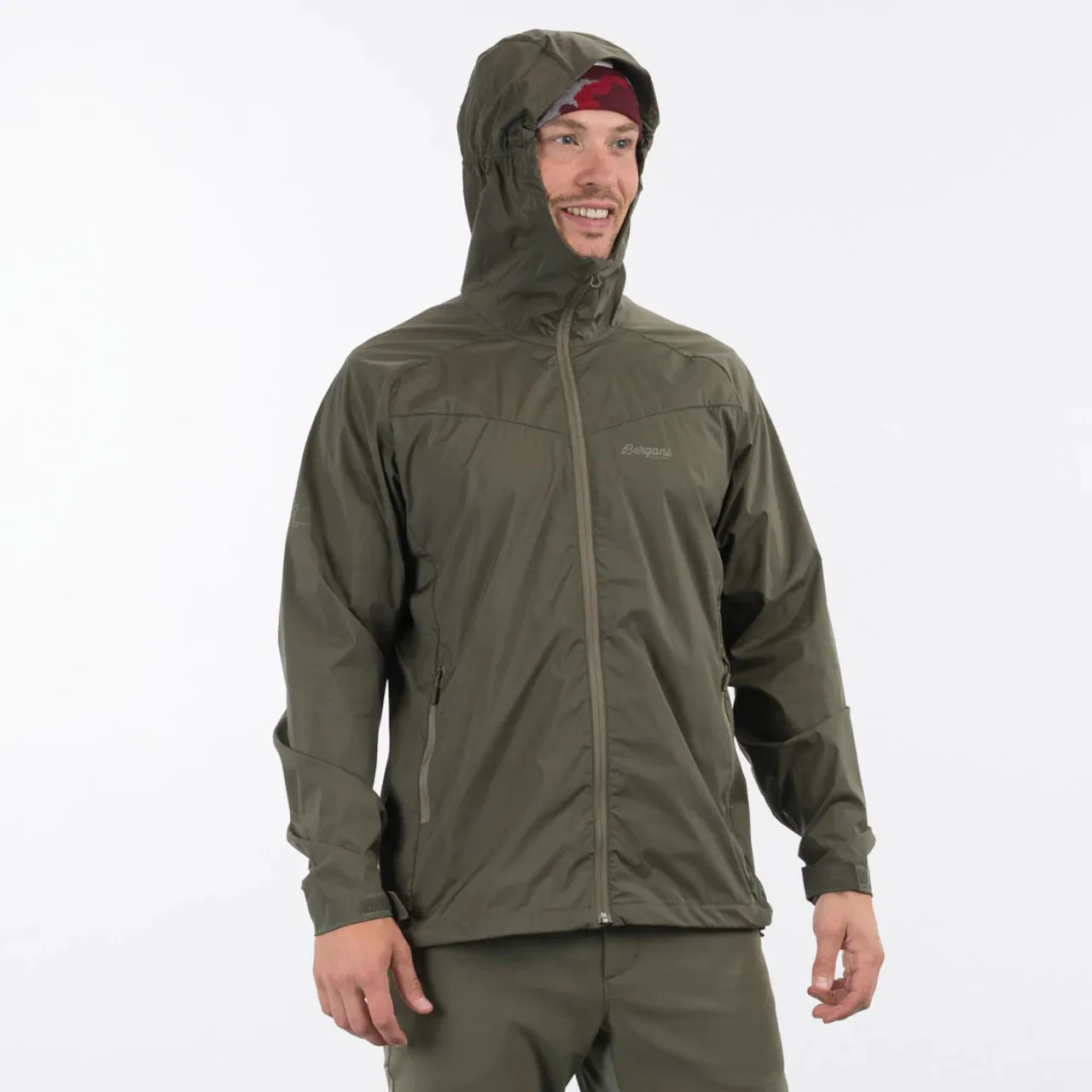 Bergans Men's Microlight Jacket Dark Olive Green | Buy Bergans Men's Microlight Jacket Dark Olive Green here | Outnort