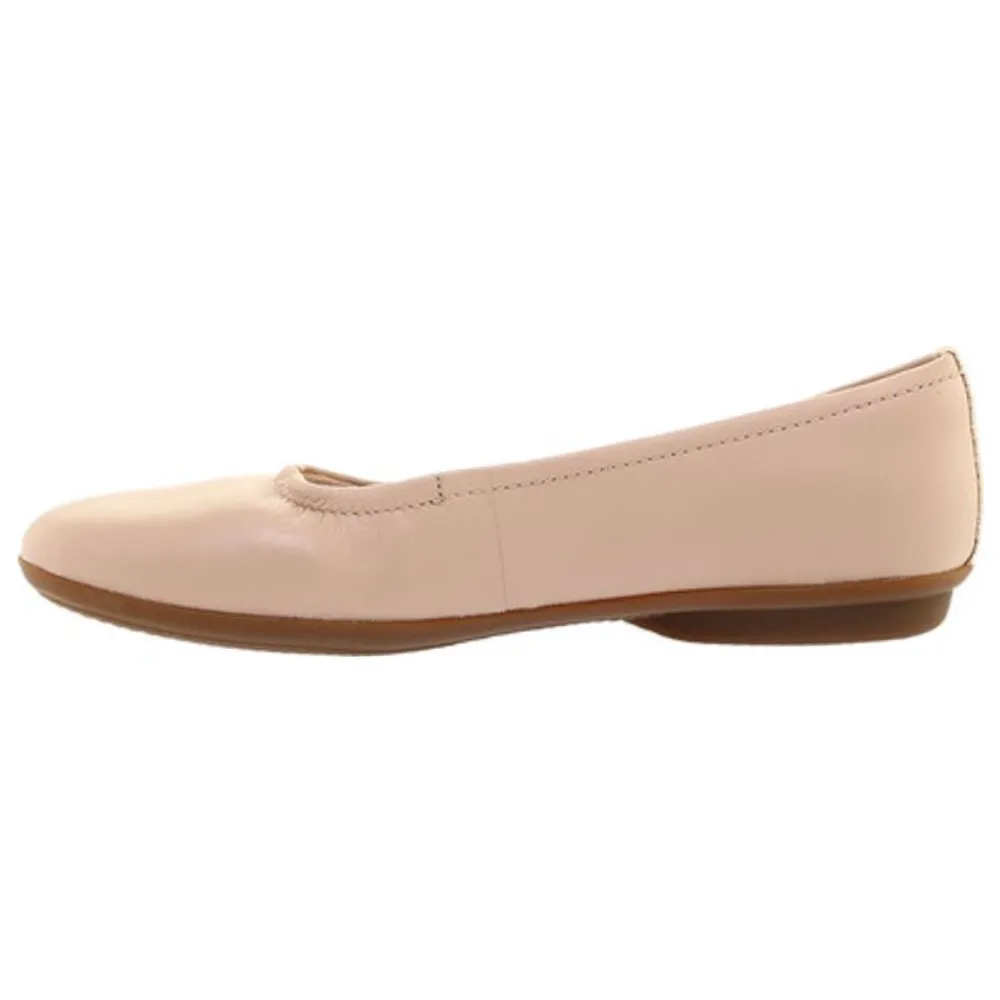 Clarks Gracelin Vail Blush Leather Slip-On (Women's)