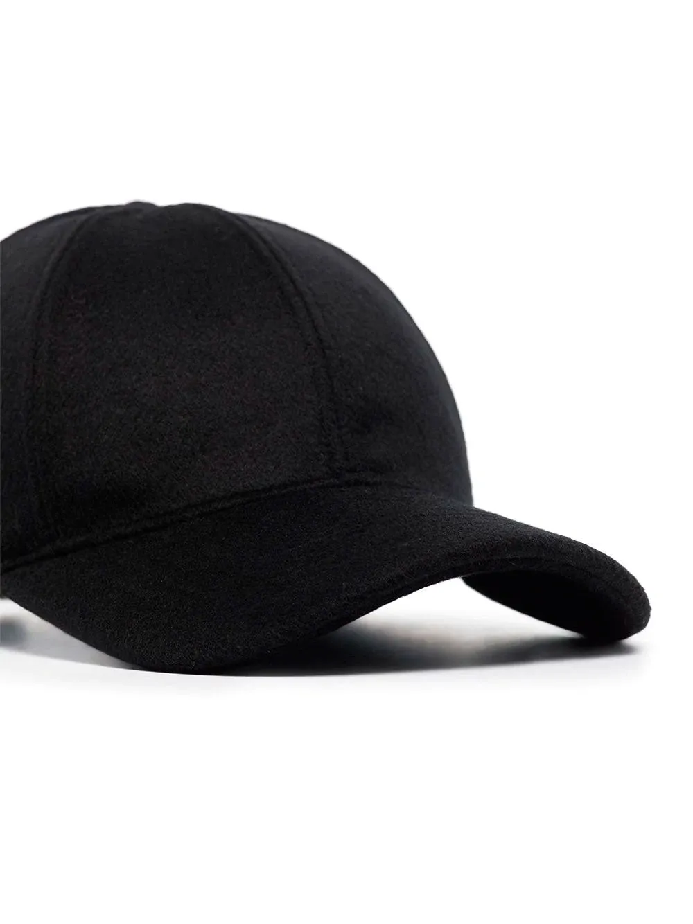 Curved-peak baseball cap