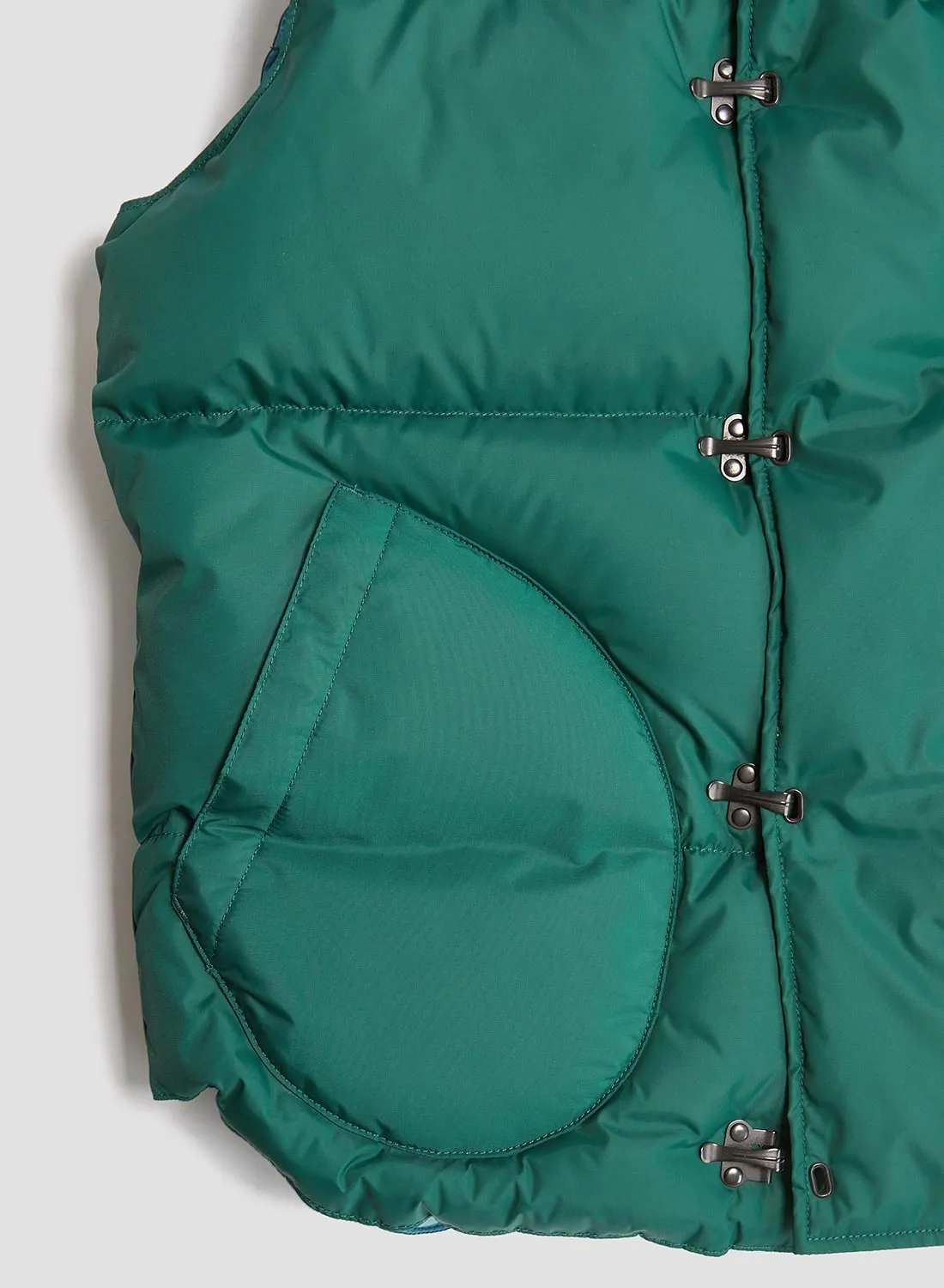 Rocky Mountain Featherbed x Nigel Cabourn Down Vest Clip in Green