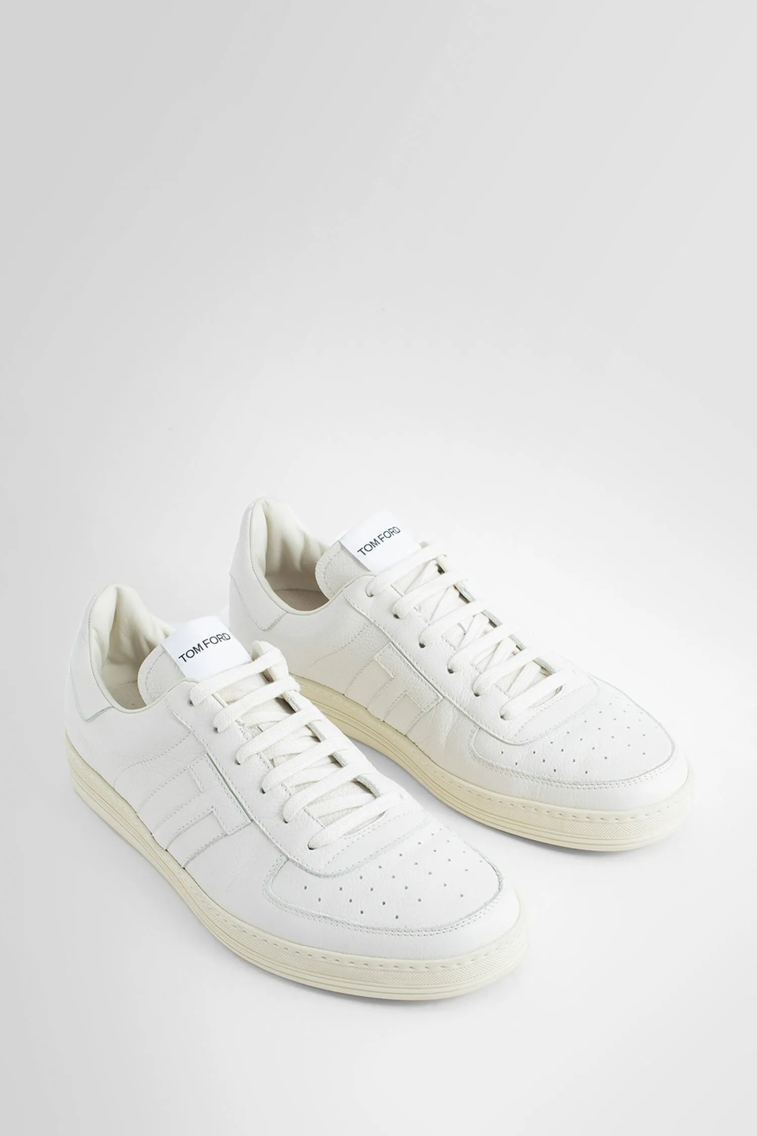 tom ford grainy leather radcliff sneakers